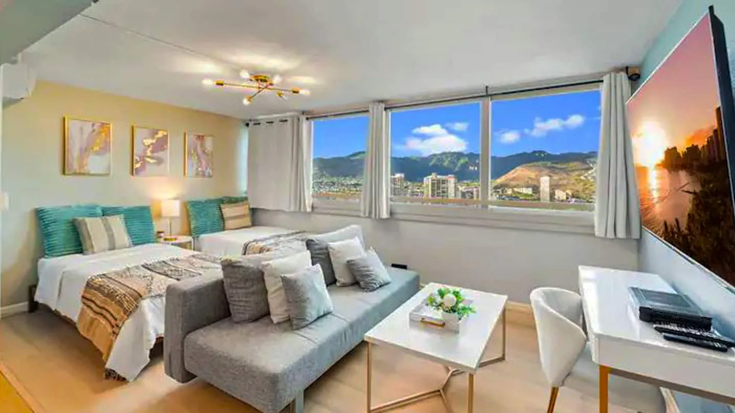 Waikiki Beach 41 FL 1 BR Luxury Condo! — photo 1 of 8