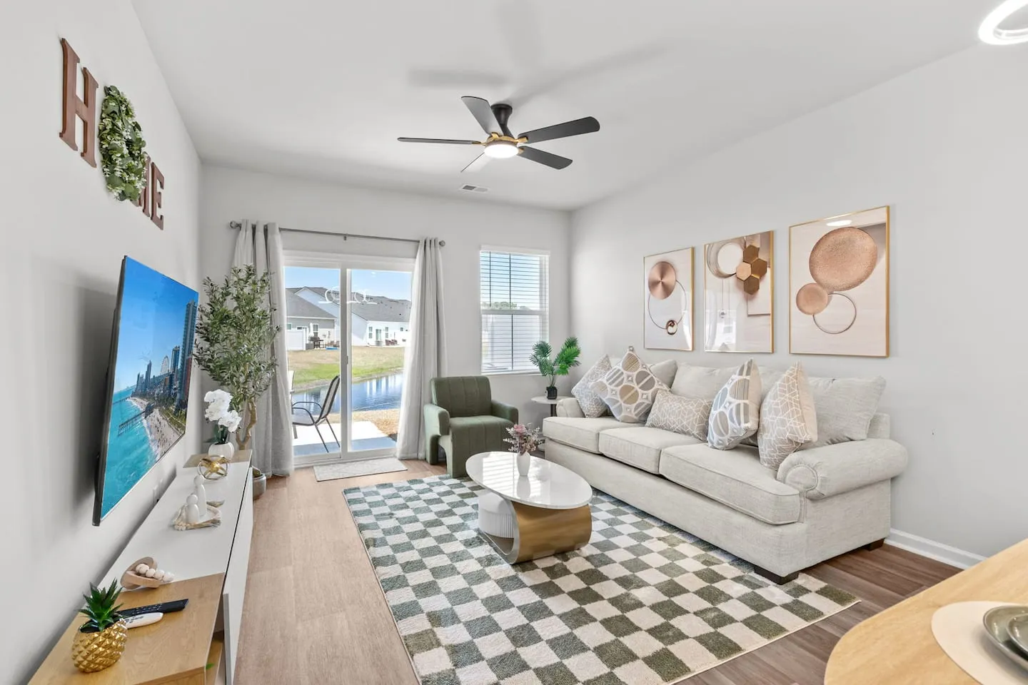 Luxury Cozy Escape Retreat – Brand New 3BR/3BA — photo 1 of 8
