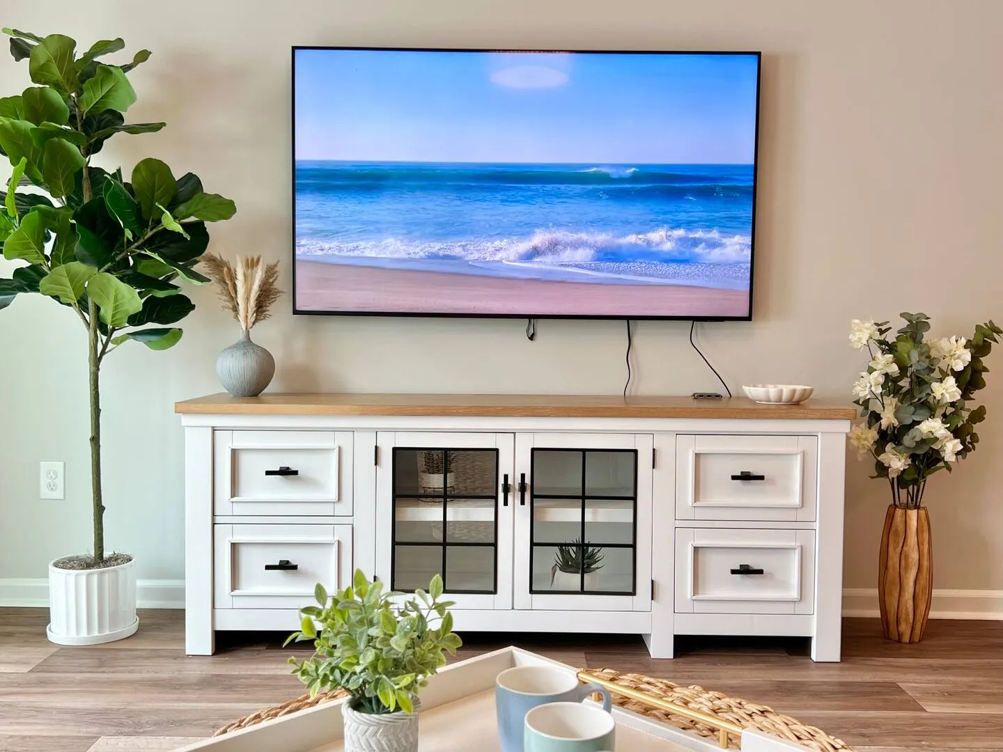 Designer 3BR/3BA Retreat · Families • Beach • Golf — photo 6 of 8